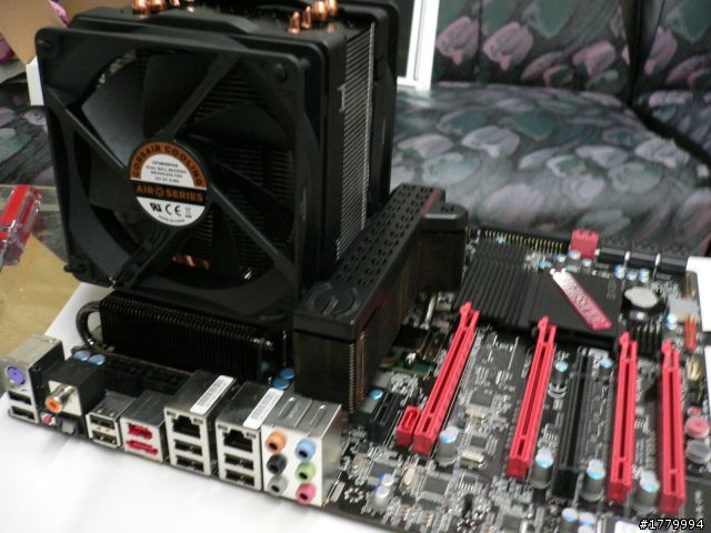 [開箱] CORSAIR A70 簡測