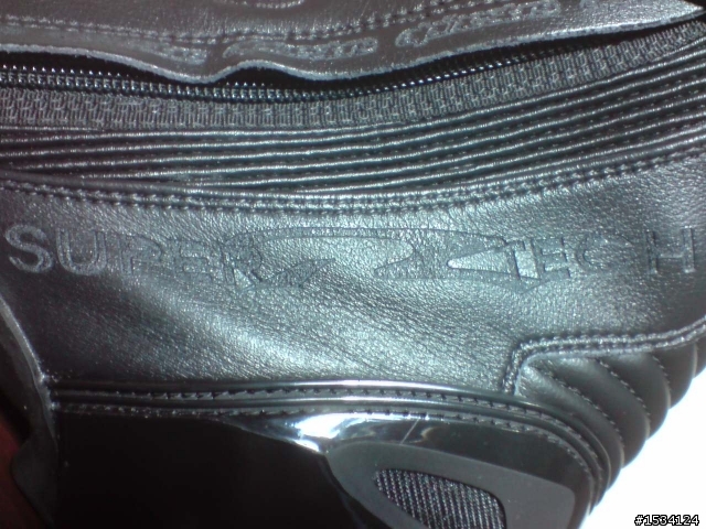 開箱 之第一發 Alpinestars 車靴  Supertech-R  黑紅  2010