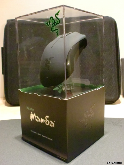 RAZER 曼巴蛇滑鼠及巨蟻鼠墊開箱文