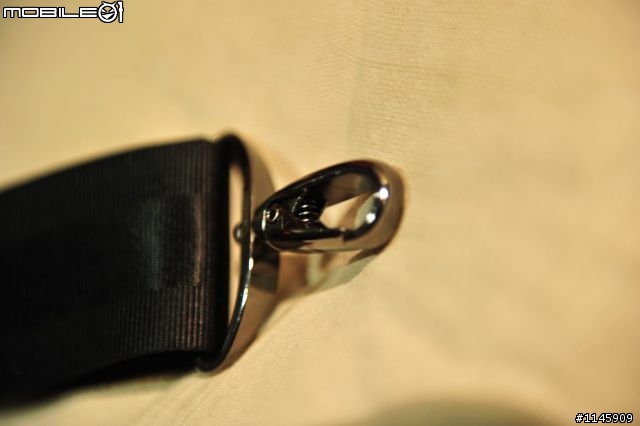 [宅男救星] Booq Cobra Brief L 電腦包