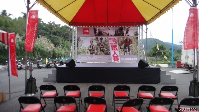 [寒]辛茹苦之20110116桃園north face鐵人二項！