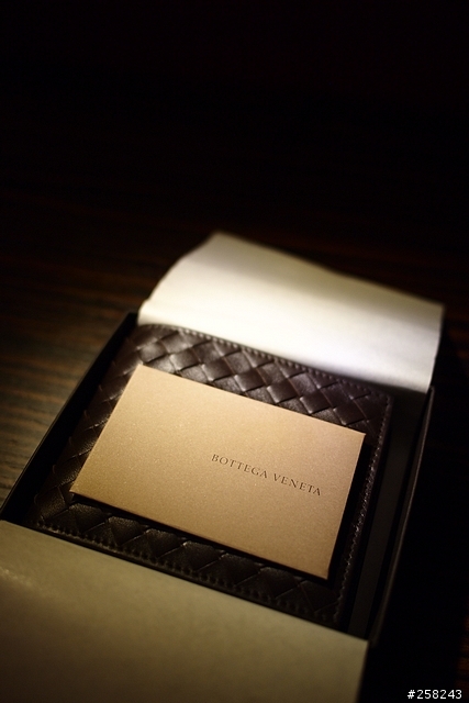 【西西分享】義大利敗家---BOTTEGA VENETA經典編織短夾