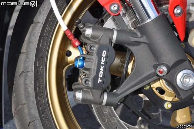 [低調的華麗] (照片更新)HONDA CBR1000RR HRC彩繪版