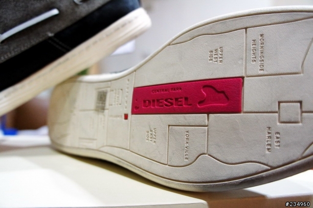 【分享】Diesel Midactual Sneakers 帆船鞋