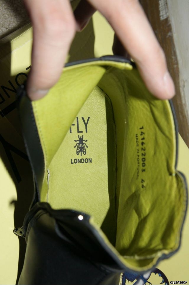 [開箱] ASOS & London Fly 好鞋兩雙 (含實穿圖)