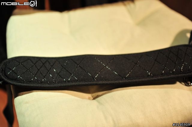[宅男救星] Booq Cobra Brief L 電腦包