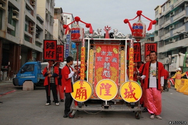 有沒有人對於拍廟會活動在行的