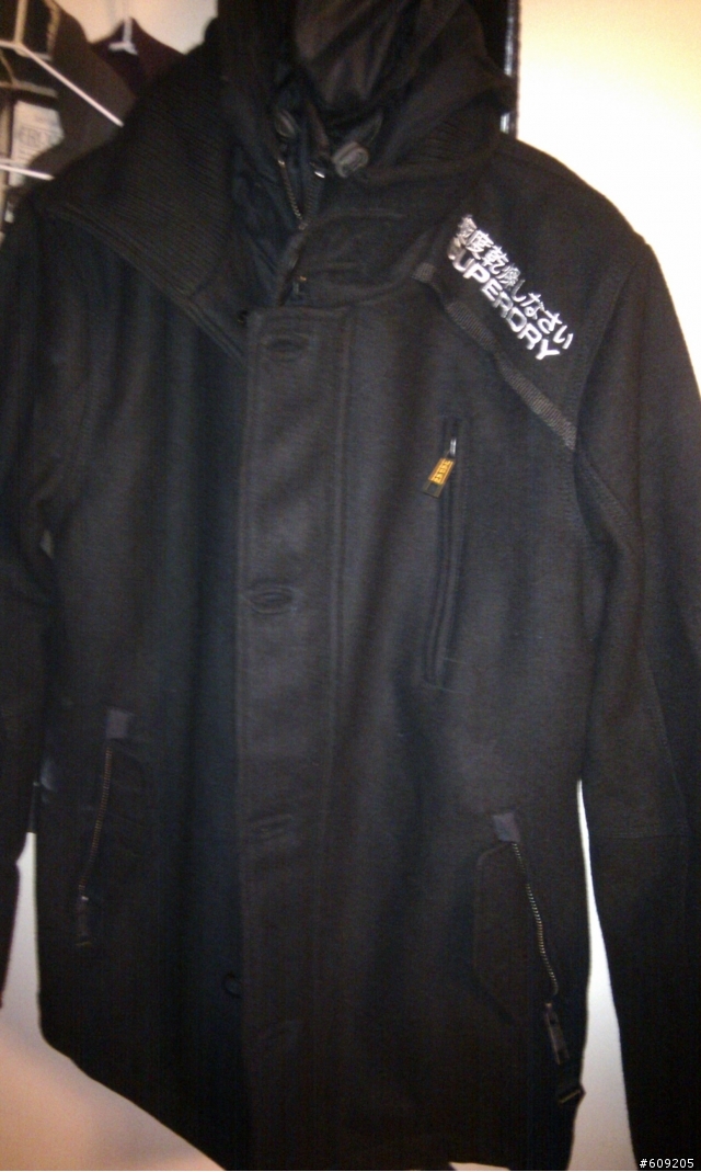 非常不專業之Superdry Premier Pea Trench Coat 開箱文