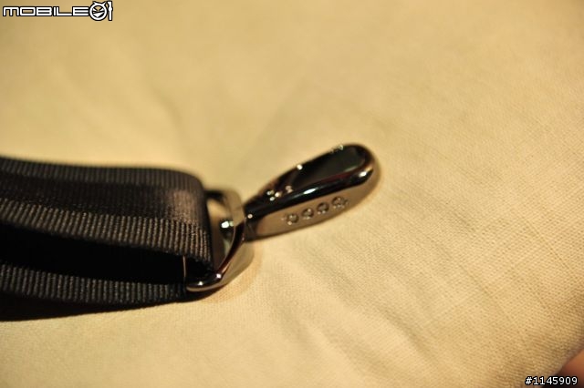 [宅男救星] Booq Cobra Brief L 電腦包