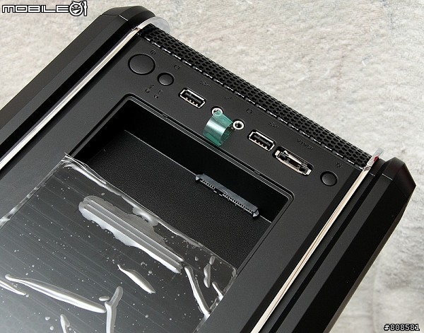 分享技嘉P67A-UD4＋i5-2500K的家CM 690II Advanced