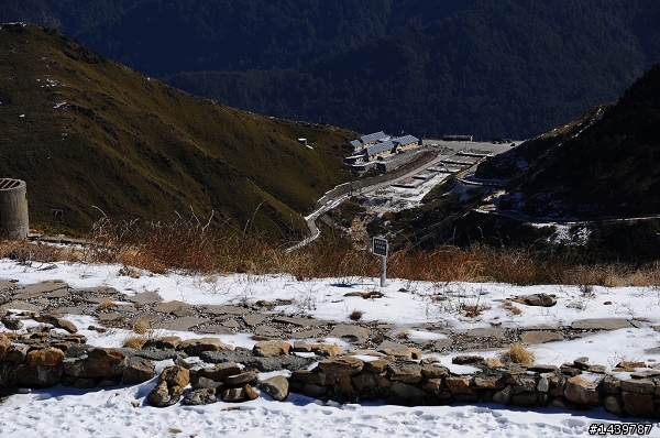 合歡山爆走兄弟在600km的旅程裡油0感動無價