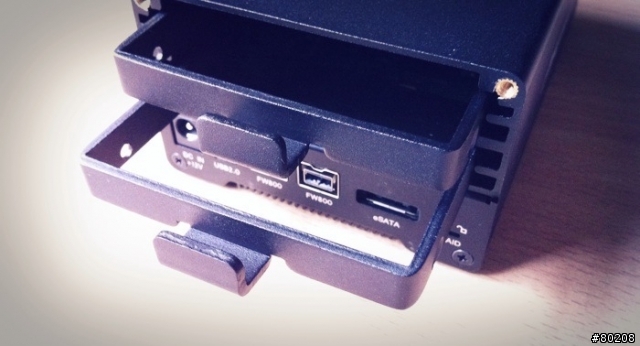 [開箱]隨身2.5" RAID-AKiTiO Taurus mini Super S