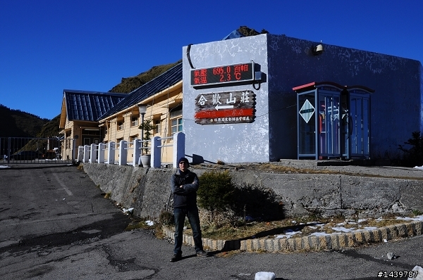 合歡山爆走兄弟在600km的旅程裡油0感動無價