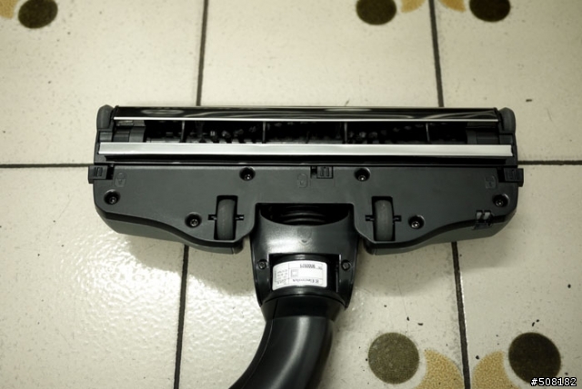 [開箱]新年大掃除 伊萊克斯 UltraOne 吸塵器Z8871