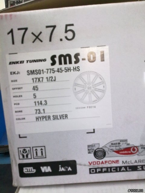 終於輪到我啦....CRV3...ENKEI SMS01...小腳上身