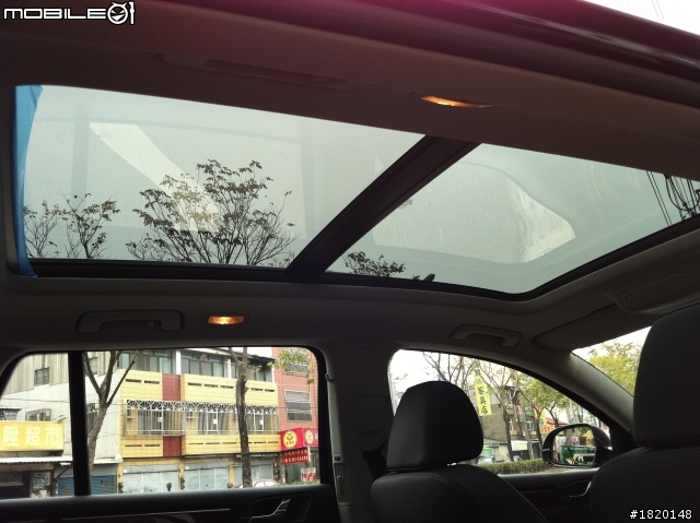 Skoda Superb Combi 2.0TDI全景天窗~開箱+對SKODA的心得...