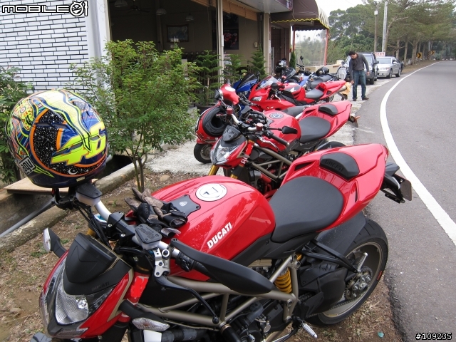 2010年式 Ducati StreetFighter S 領牌啦！！