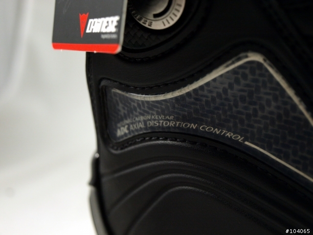 是雨鞋還是車靴?，2011年DAINESE ST AXIAL PRO IN 賽車靴