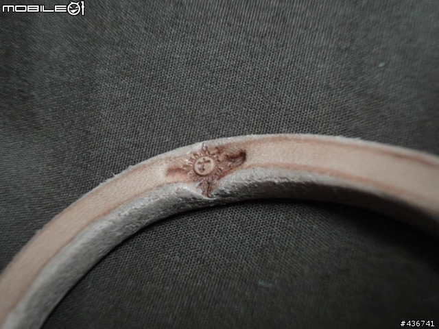 [分享] THE FLAT HEAD 馬鞍皮手環+FIRST ARROW'S 原色手環