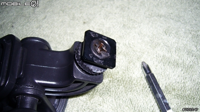 我的行車記錄"機"  NIKON P6000 + 熱靴+PDA架
