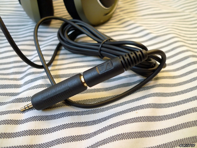 ［開箱］Sennheiser HD595 (有深海光環的中階耳機)