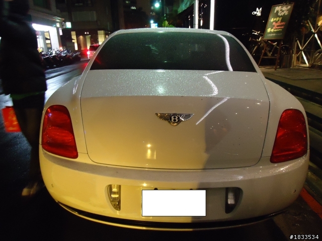 白bentley雙門敞篷and四門轎車