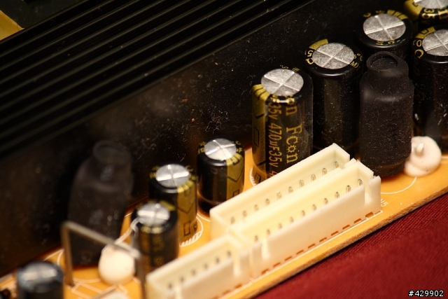 請問有人可以幫我換電容嗎?