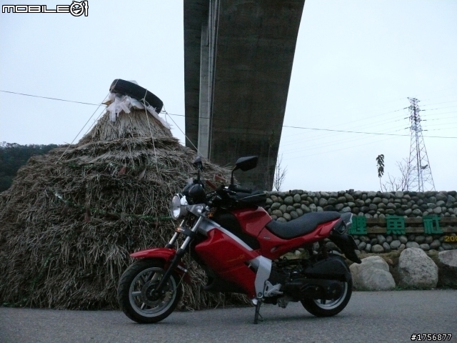 【圖文分享】風雨無阻獨跑遨遊苗栗卓蘭鯉魚潭