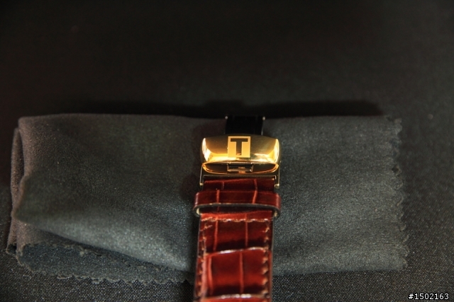 [開箱]TISSOT Le Locle 力洛克圖騰紋機械錶