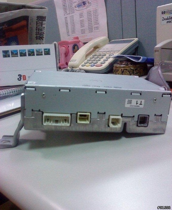 07年GS350 手套箱內的導航DVD光碟機故障