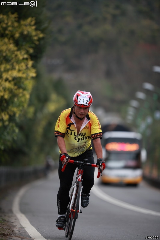 糖水片...南投縣2011年全國自由車公路賽 （大雁隧道出口）