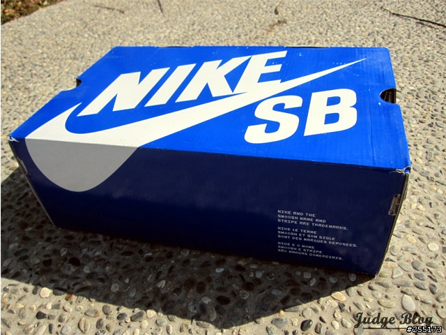 [開箱分享] NIKE  BRUIN SB 綠 麂皮 白勾