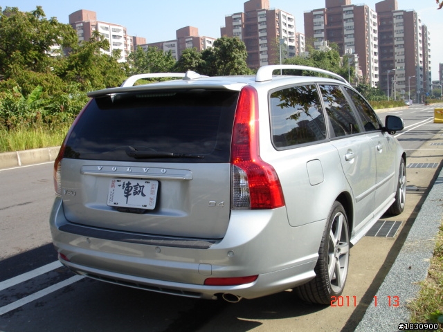 [開箱] V50 D4 R-Design/477/5D77/2011年式