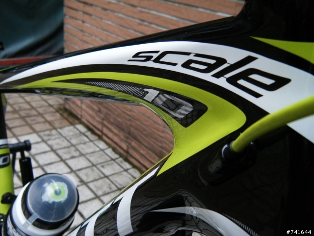 2011 Scott Scale 10 碳纖維登山車