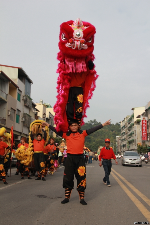有沒有人對於拍廟會活動在行的
