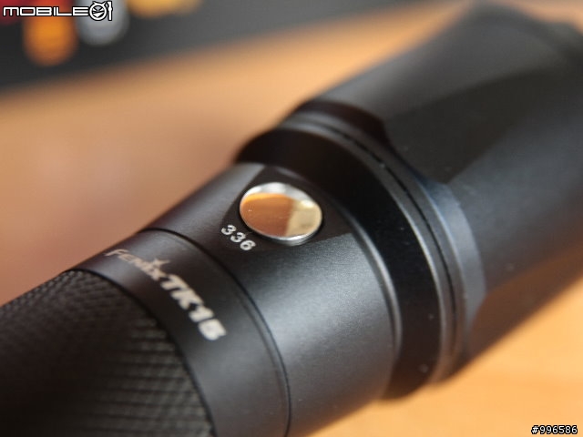 Fenix TK15開箱 同場加映Truvii手電筒光罩