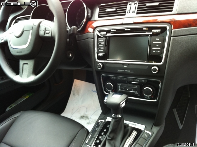Skoda Superb Combi 2.0TDI全景天窗~開箱+對SKODA的心得...