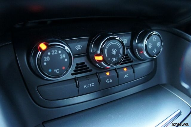 [開箱]小改款前的2010 AUDI TT (圖多傷眼請海涵)