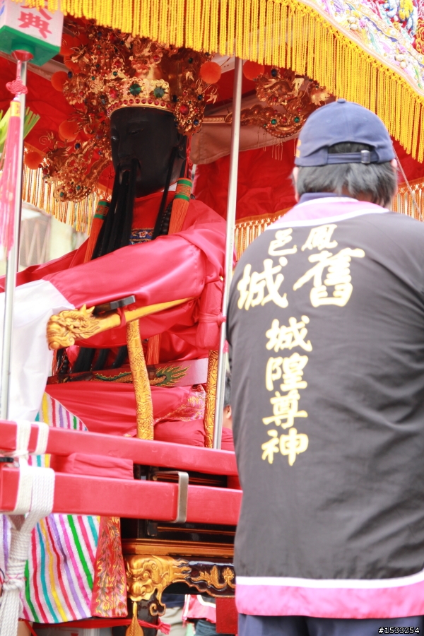 有沒有人對於拍廟會活動在行的