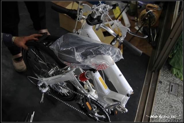 (開箱) Giant TCR SL1外場加映 小折Halfway RS (圖小多)