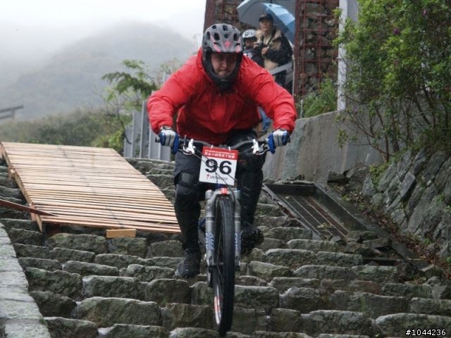 2011/01/08 Specialized 黃金小鎮精英下坡賽 照片
