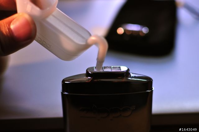 Zippo Hand Warmer 寒冷冬天的好幫手～ 更是騎車的好東西！（文中會說明騎車使用經驗）