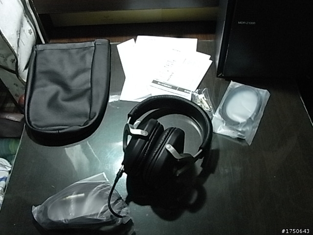 [開箱]SONY MDR-Z1000