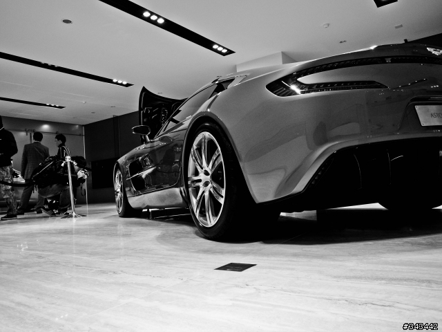 [圖多]Black & White Aston Martin » One-77 » Rapide