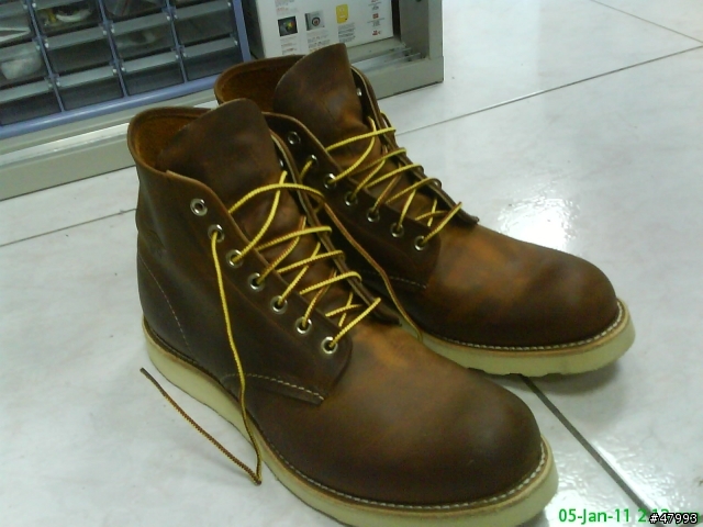 受不了版上吸引 我也下手了  red wing 9111