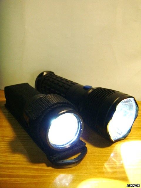 FENIX TK35 開箱 OLIGHT SR50 見證