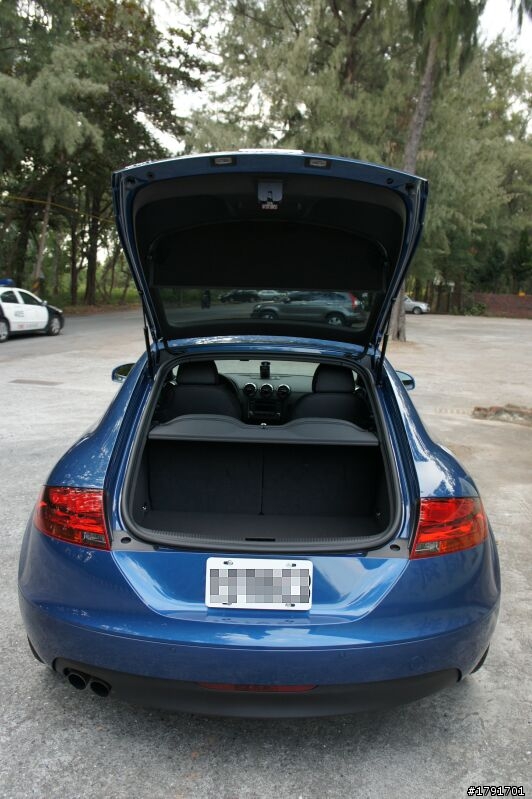 [開箱]小改款前的2010 AUDI TT (圖多傷眼請海涵)
