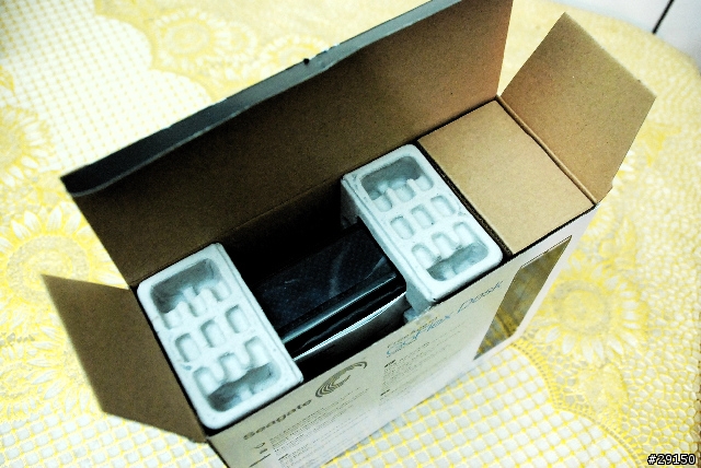 [開箱]GoFlex Desk 1TB USB2.0 入手開箱報告