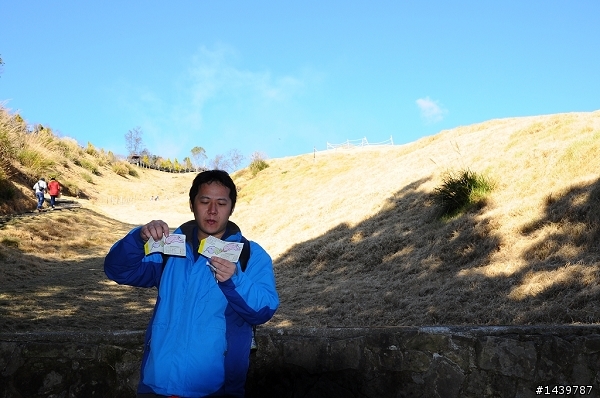合歡山爆走兄弟在600km的旅程裡油0感動無價