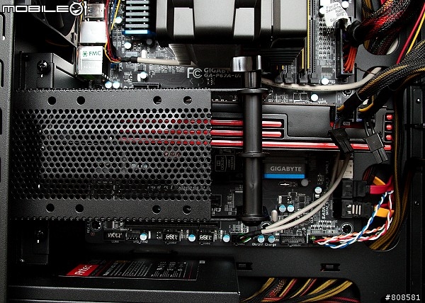 分享技嘉P67A-UD4＋i5-2500K的家CM 690II Advanced